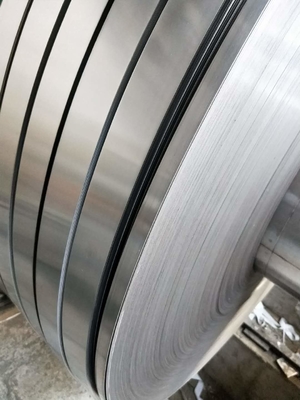 गर्म बेच JIS ASTM 204 303 304 ग्रेड स्टेनलेस स्टील कॉइल 2B No.4 4K 8K सतह