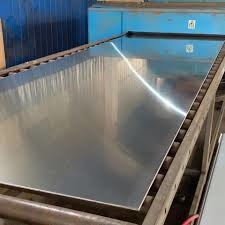 ASTM A240 310S 304 201 316 430 904 स्टेनलेस स्टील प्लेट 2b बा दर्पण पॉलिश 4*8 फीट